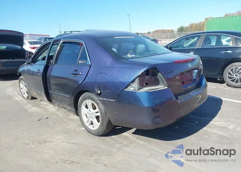 2006 Honda Accord 2.4 Ex z USA, uszkodzony, nr VIN 1HGCM56896A129502